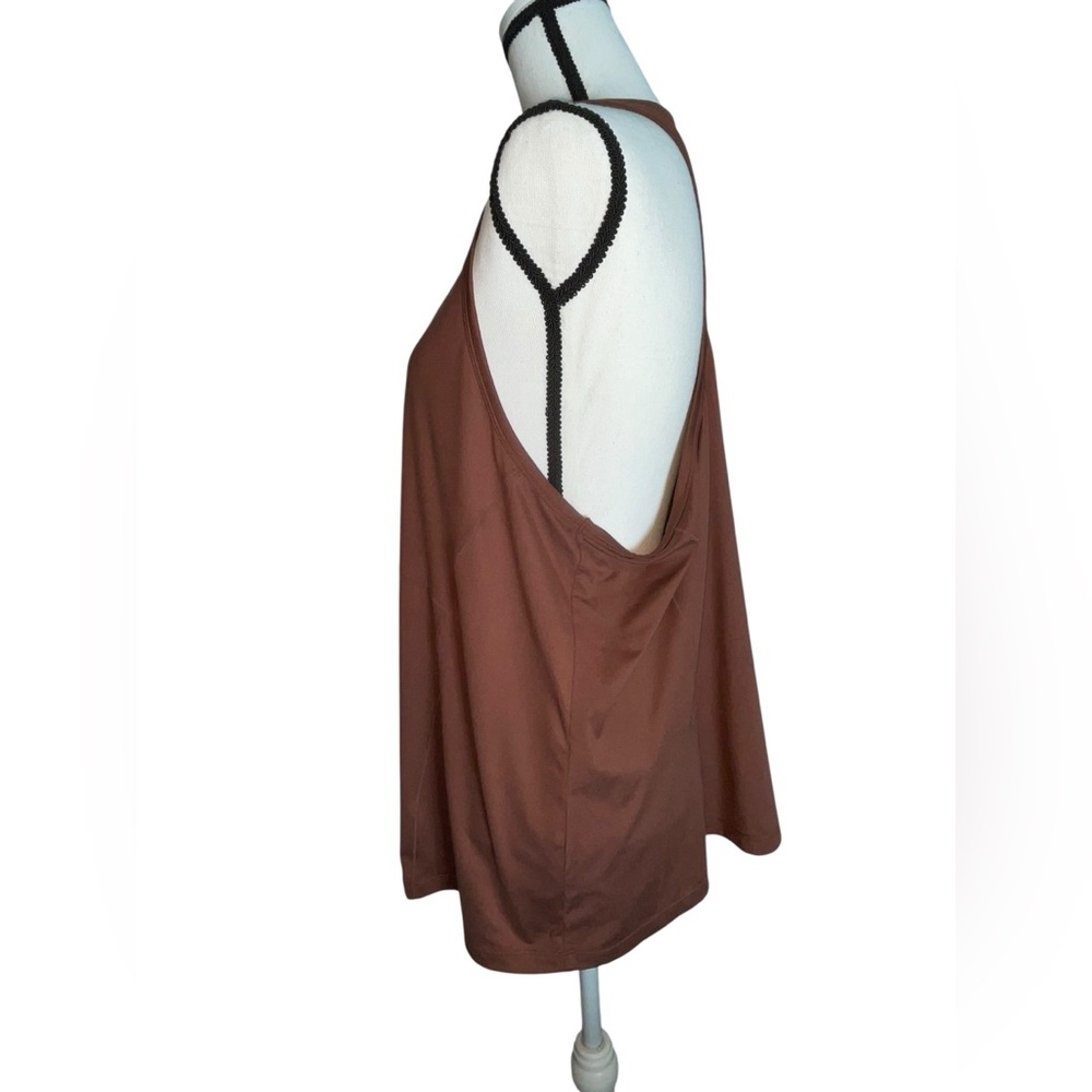 Fabletics Phoenix Racerback Tank - Picture 5 of 10